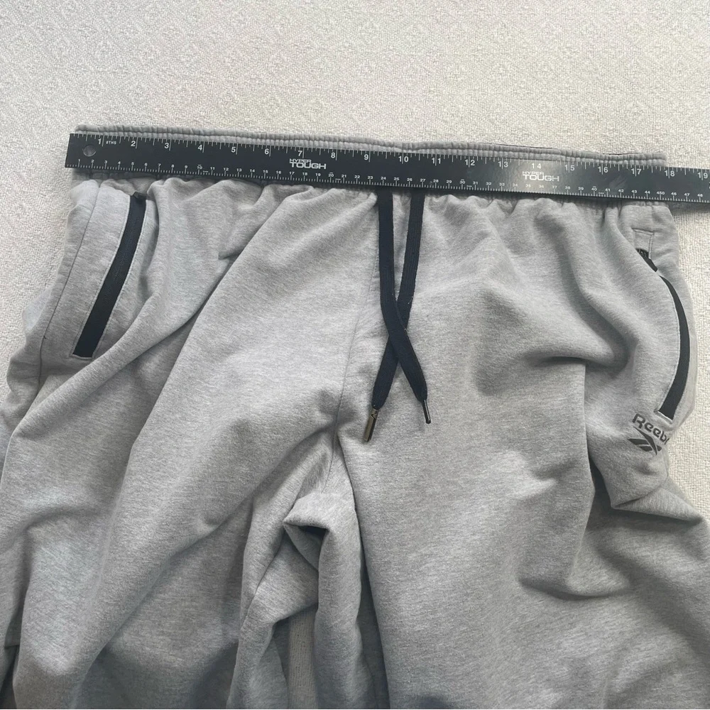 Reebok Light Gray Men's Athletic Pants~ Size XL‎ ~ Weekender